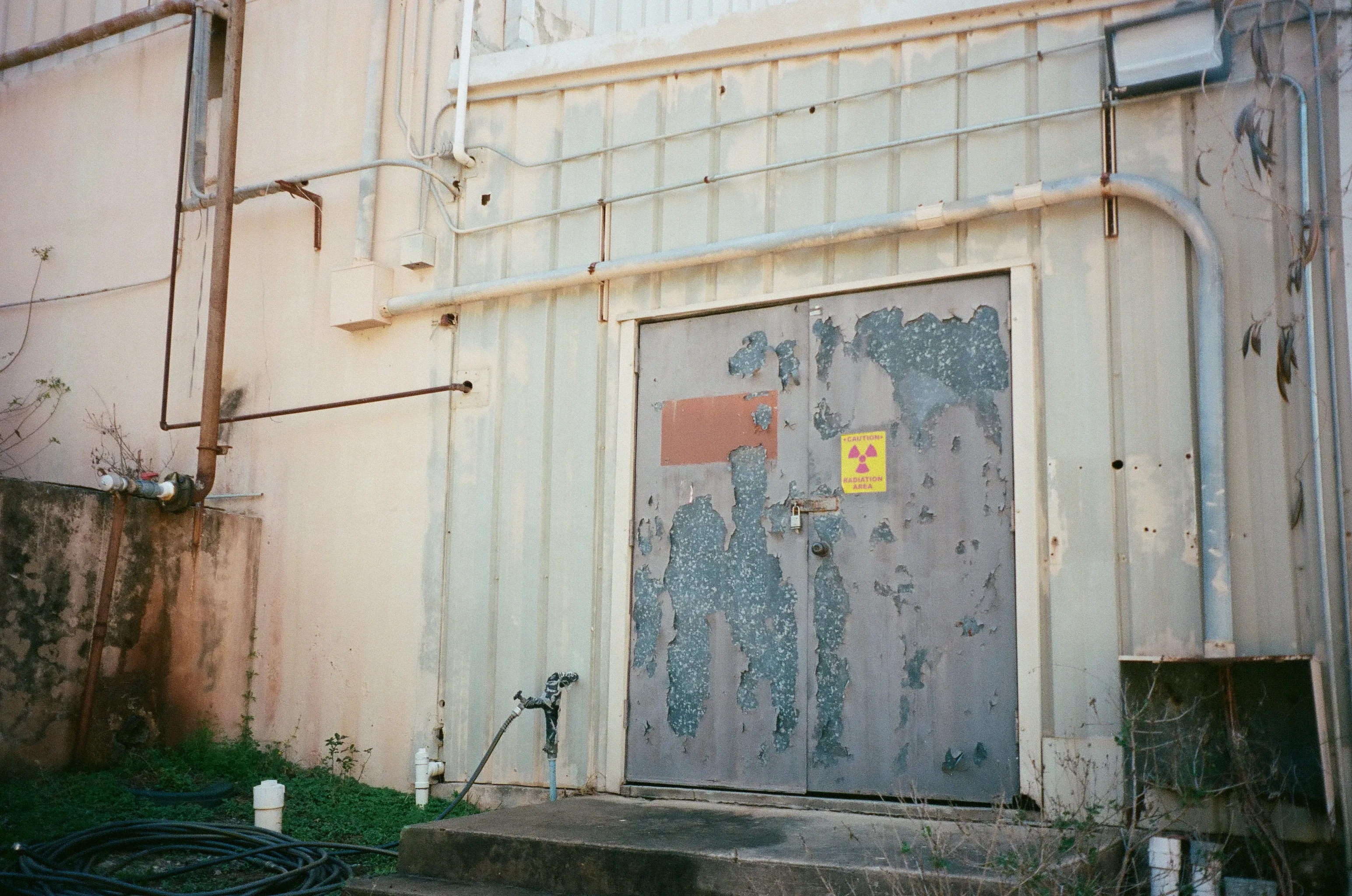 radioactive door